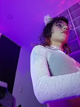 Sweet-SharoKitty webcam