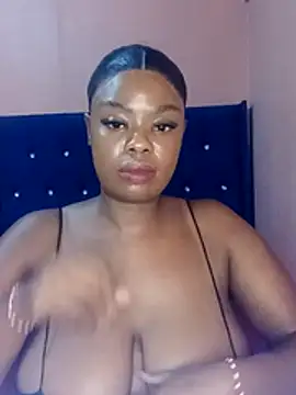 Luciouslips00 webcam