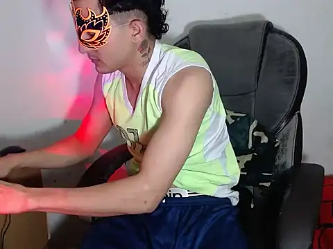 SexyboyHot2000 webcam