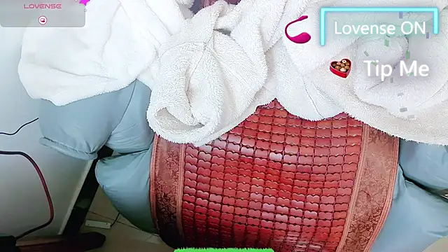 AngelwithEcup webcam