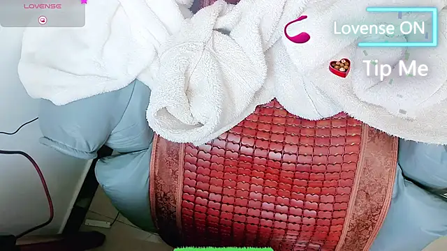 AngelwithEcup webcam