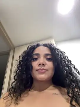 curlyierr (F young) - Nipples clamp and bounce