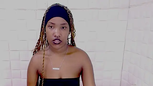 EroticSexyPrada webcam