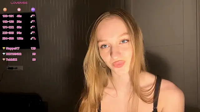 Anika_Socutehe webcam