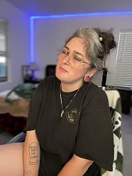 alix_valentine (F young) - Dildo show💦🍆