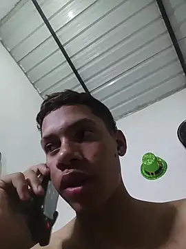 curious_straight_guy (M twink) - squirt