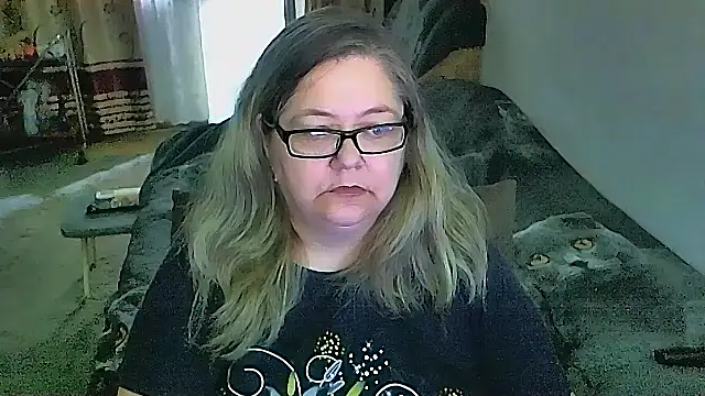 sex2 (F mature) - naked, squirt