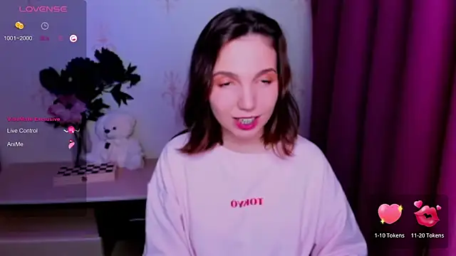 KindHazelHere_ webcam