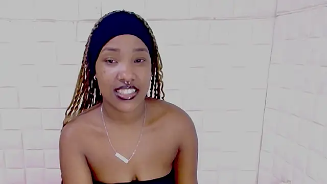 EroticSexyPrada webcam