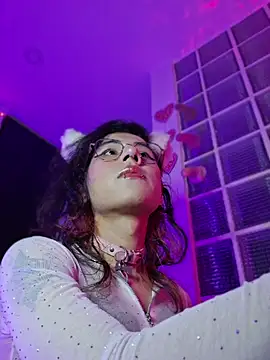 Sweet-SharoKitty webcam