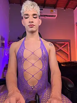 Cherry_zayden_ webcam