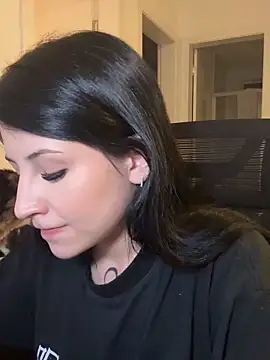 Miihzukii Stripchat cam model