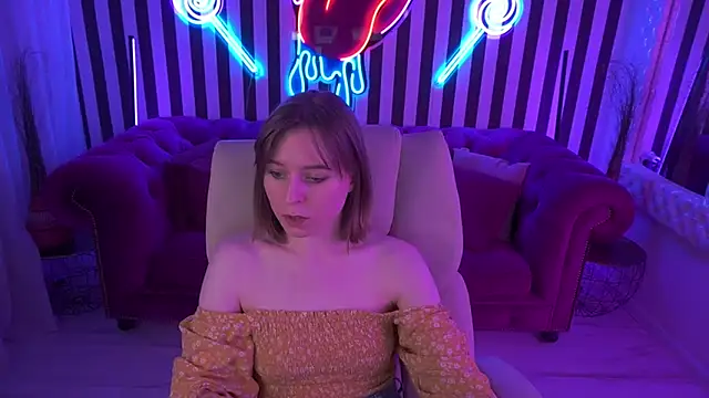 sofialuxuryy - SofiaLuxuryy's free webcam - UK Sex Cams