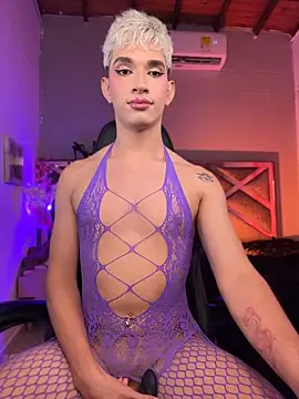 Cherry_zayden_ webcam