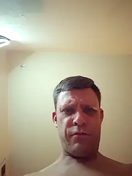 SexyAssPosingGuy webcam