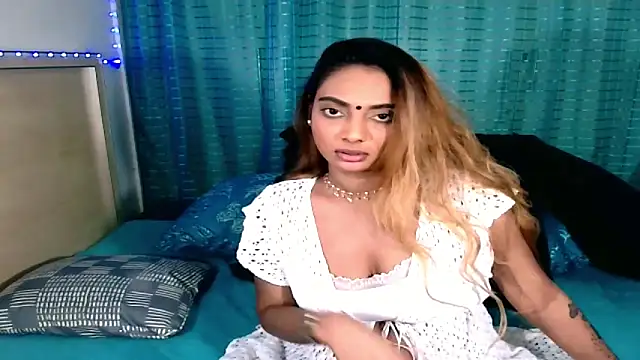 sexyindianchic webcam