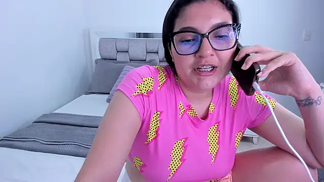 Camilaa_bueno webcam