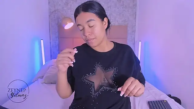 ZeynepYilmaz webcam