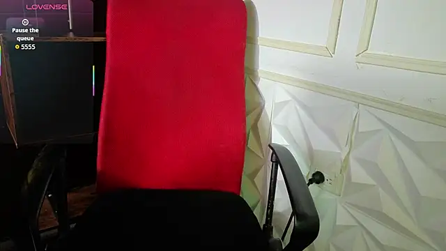 magical_muse122 webcam