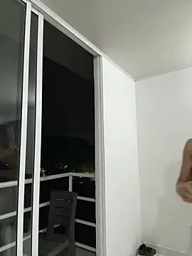 Webcam Model (Alexa_seexy1)  is live.Free join now!