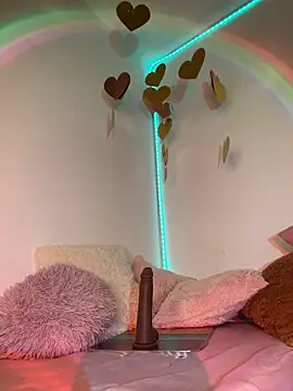 GiannaMagari_ webcam