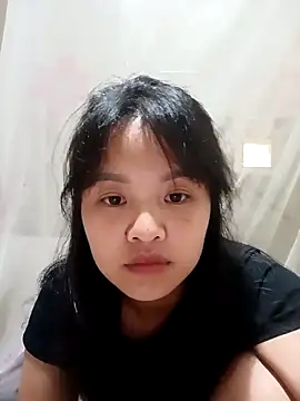 Webcam Model (Pretty-haert)  is live.Free join now!