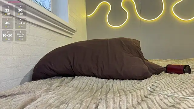 Chloeromantic webcam