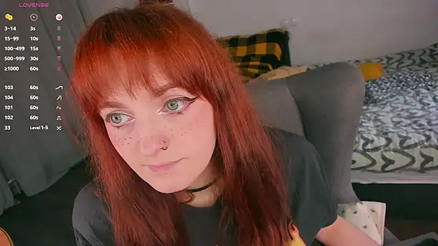 Alice_CutePerv webcam