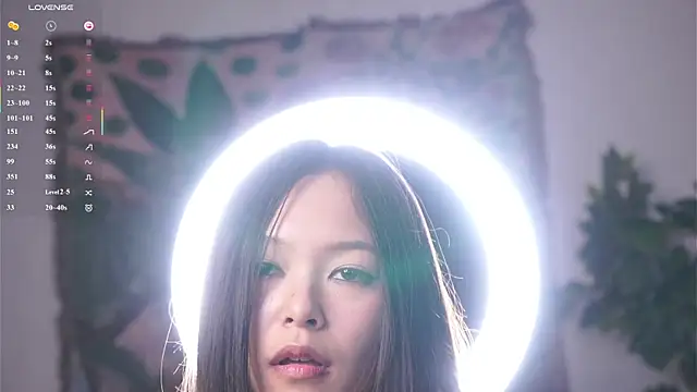 JanelBitther Stripchat cam model