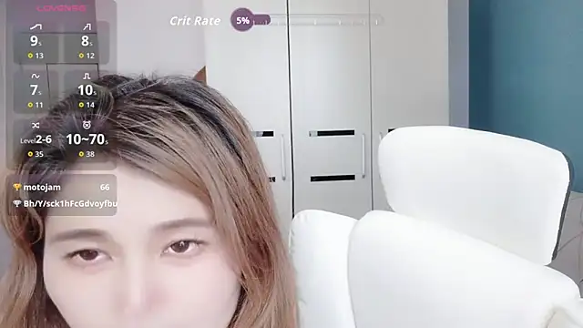 美女Summer-C在线直播