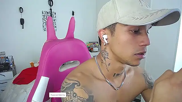 Leonard_Price webcam