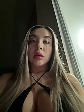 alexa_seexy1 (F young) - Naked in the mall bathroom