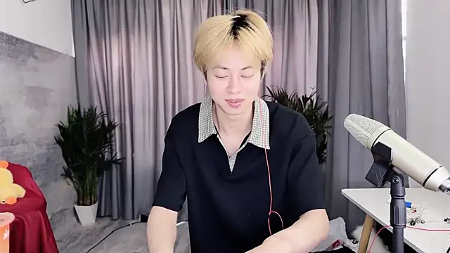 hafabva (M twink) - 性感小舞蹈Sexy little dance