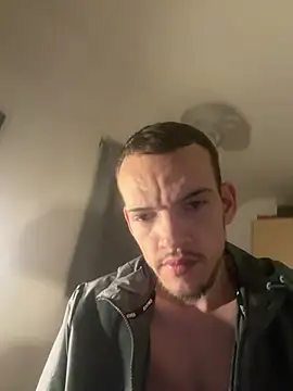 CumForMeOnVideoCall webcam