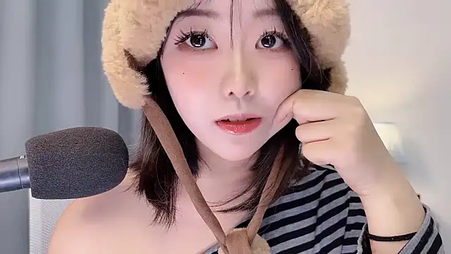 美女smalldaisy在线直播