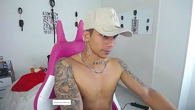 Leonard_Price webcam