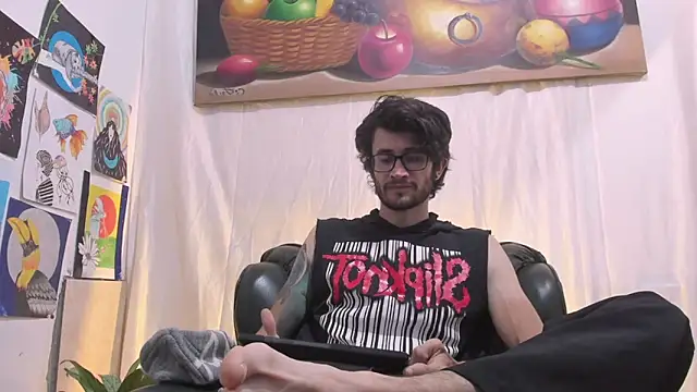 Loggan_donnelly webcam