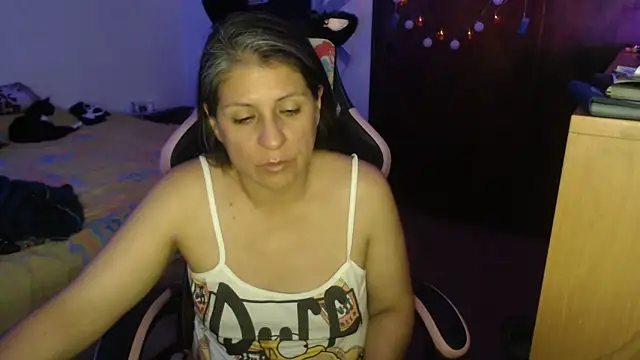 LucifernandaSw webcam