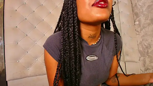 CrystalBrooke3x webcam