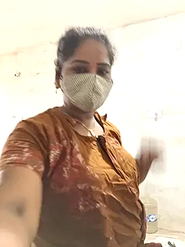 MaaliiiPonuTamil webcam