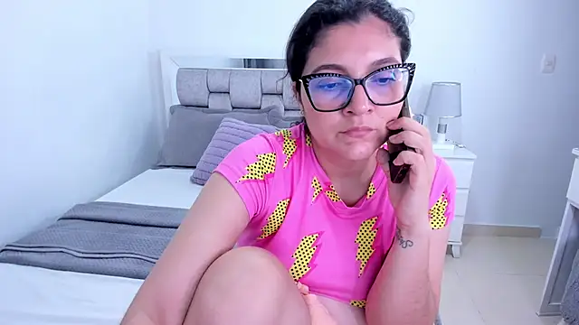 Camilaa_bueno webcam