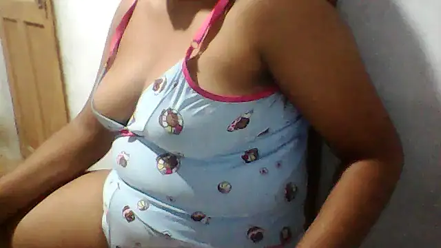 sydneyputinha - Sydneyputinha's free webcam - UK Sex Cams