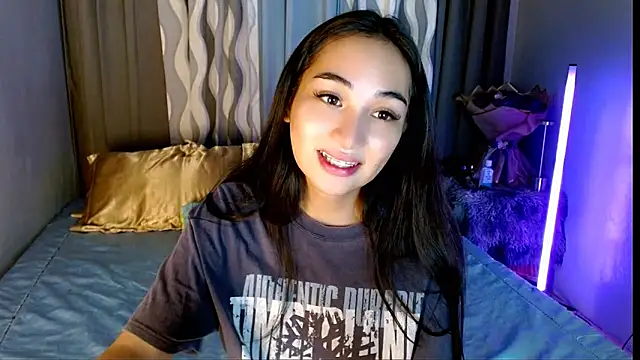 SweetLilly_18 webcam