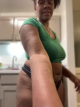 ItsForeignbabe webcam