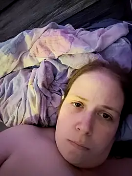 023thickandjuicy07 webcam