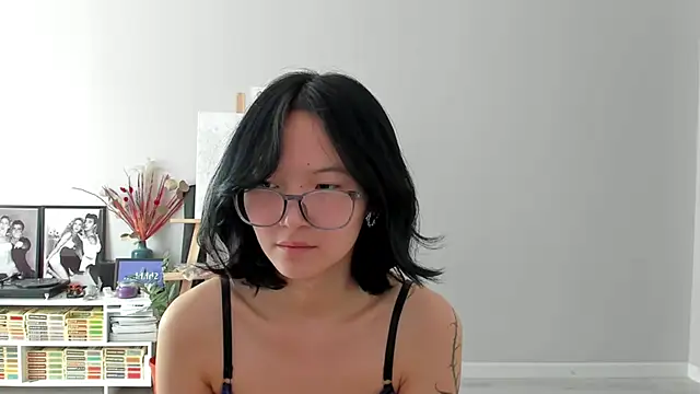 ailey_chao - Ailey_chao's free webcam - UK Sex Cams