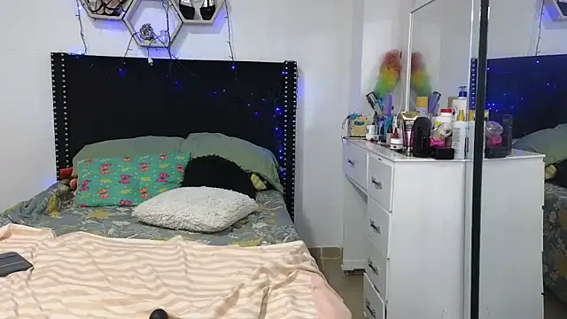 charlotte_077 webcam