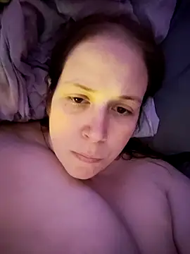 023thickandjuicy07 webcam