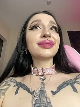 Molly__Moon webcam
