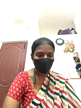 Webcam Model (Tamil_Yalini12)  is live.Free join now!